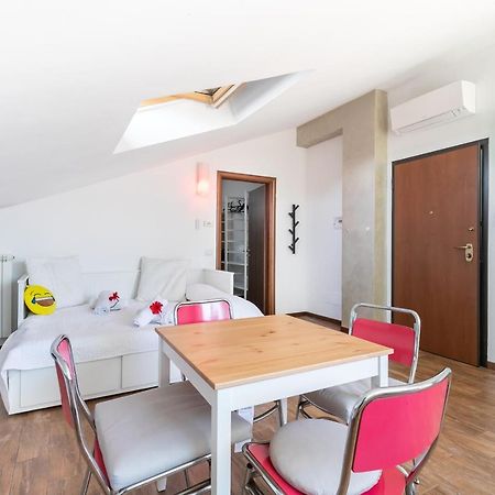Апартаменти Alessia'S Flat - Affori Мілан Екстер'єр фото